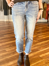 Load image into Gallery viewer, Medium Wash High Rise Relaxed Skinny Jeans
